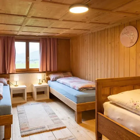 Daire Liebevoll Sanierte In Einem Alten Bregenzerwaelderhaus By Interhome